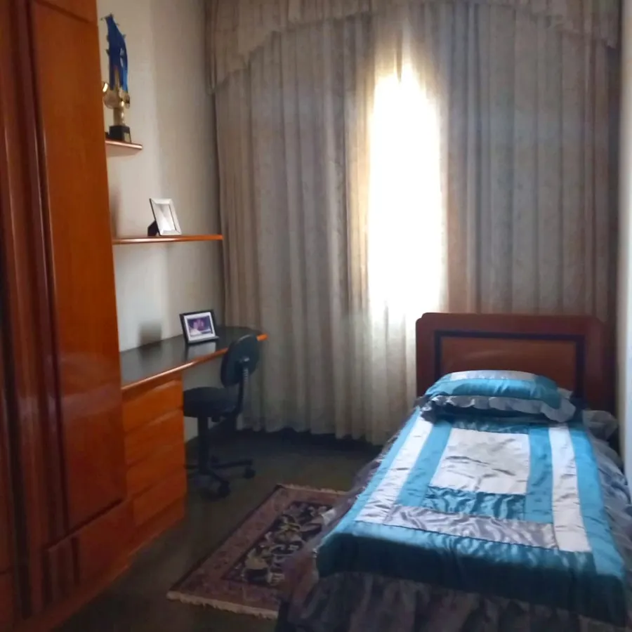 Casa ampla com 4 quartos, suíte e terraço — foto 6