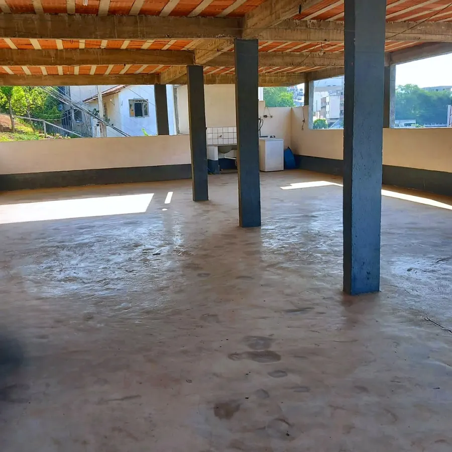 Casa ampla com 4 quartos, suíte e terraço — foto 9