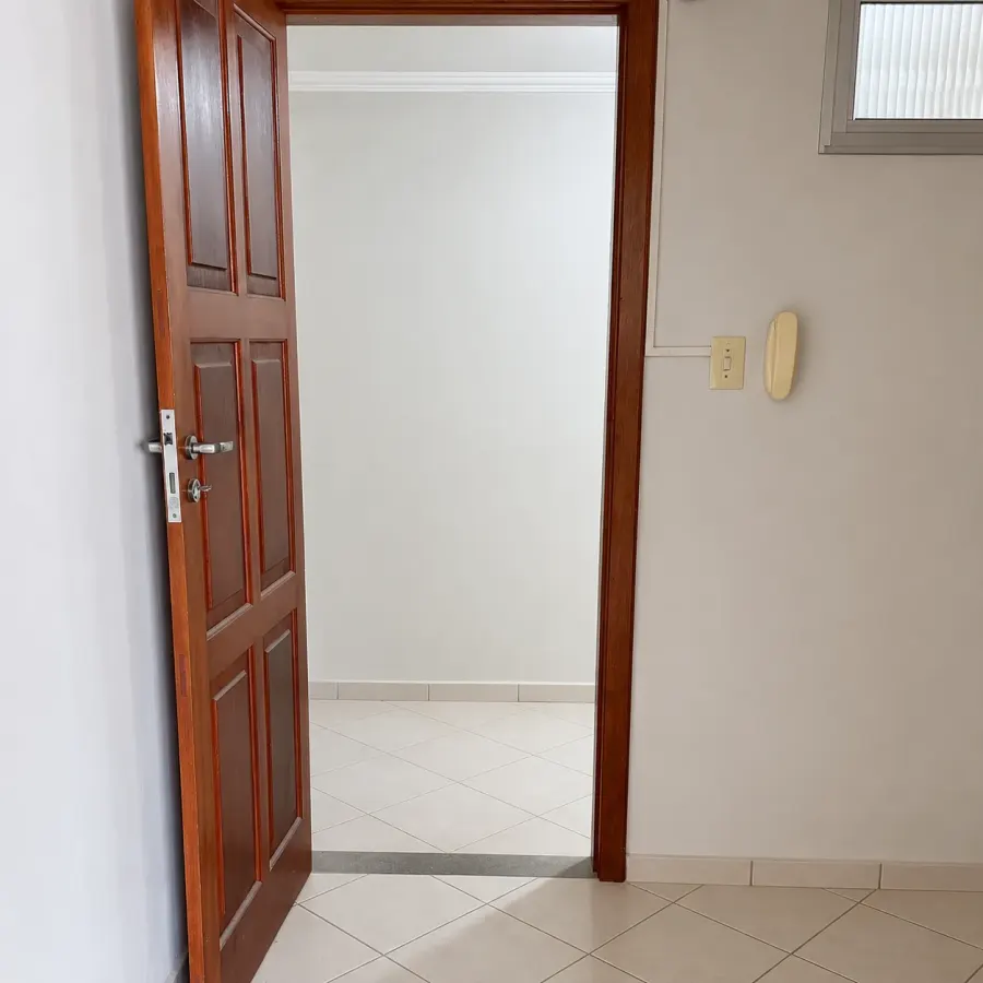 Salas comerciais para alugar na Av. Sílvio Avidos — foto 7